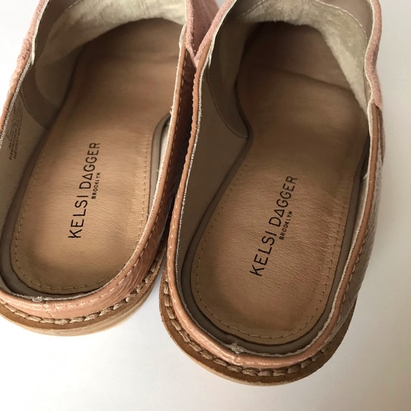 Muted Pink Kelsi Dagger Brooklyn mules suede Anthropologie - Picture 4 of 12